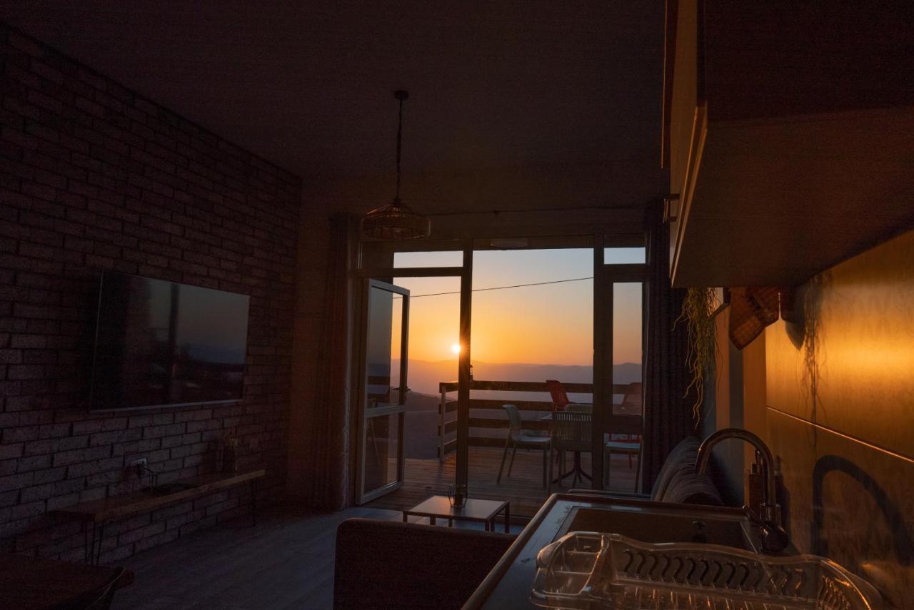 Sunset B&B Ein Kinya Bagian luar foto