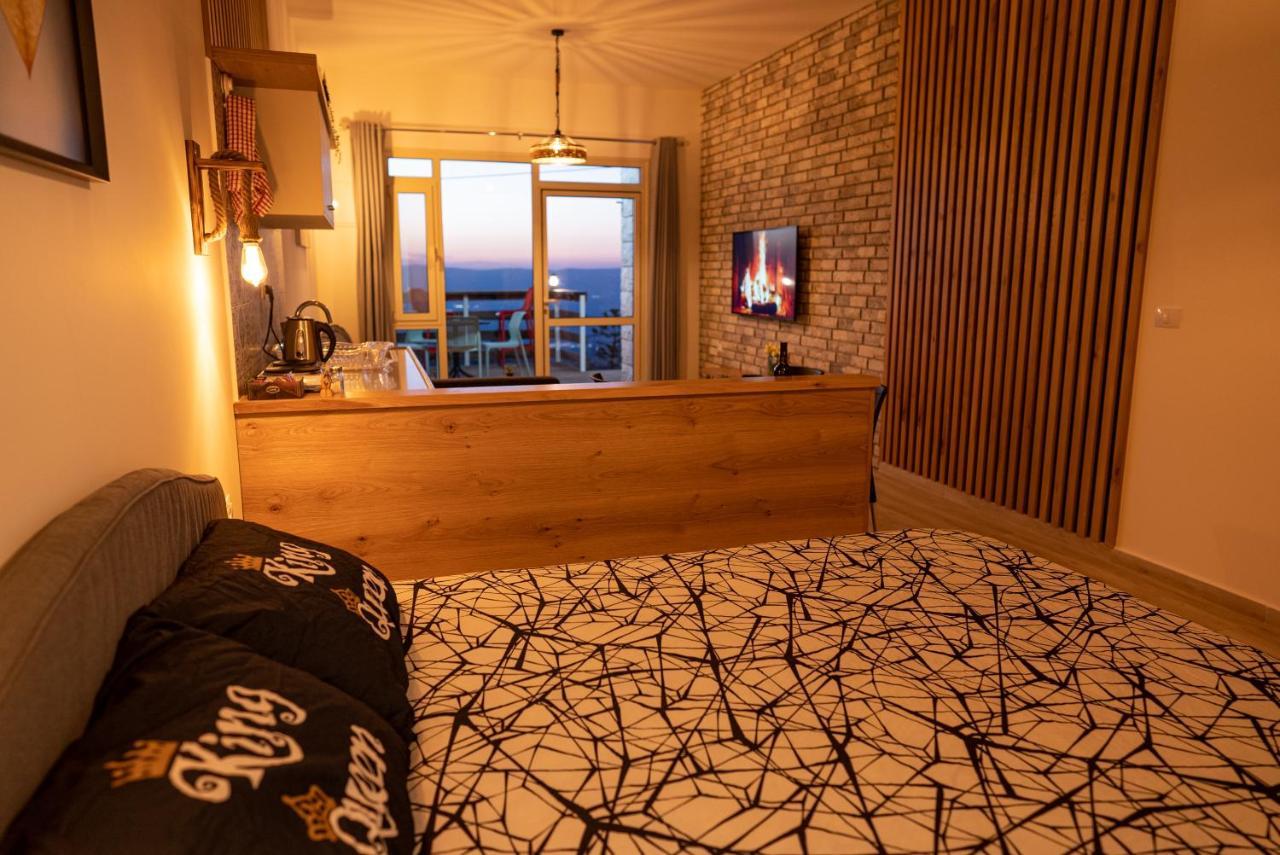 Sunset B&B Ein Kinya Bagian luar foto